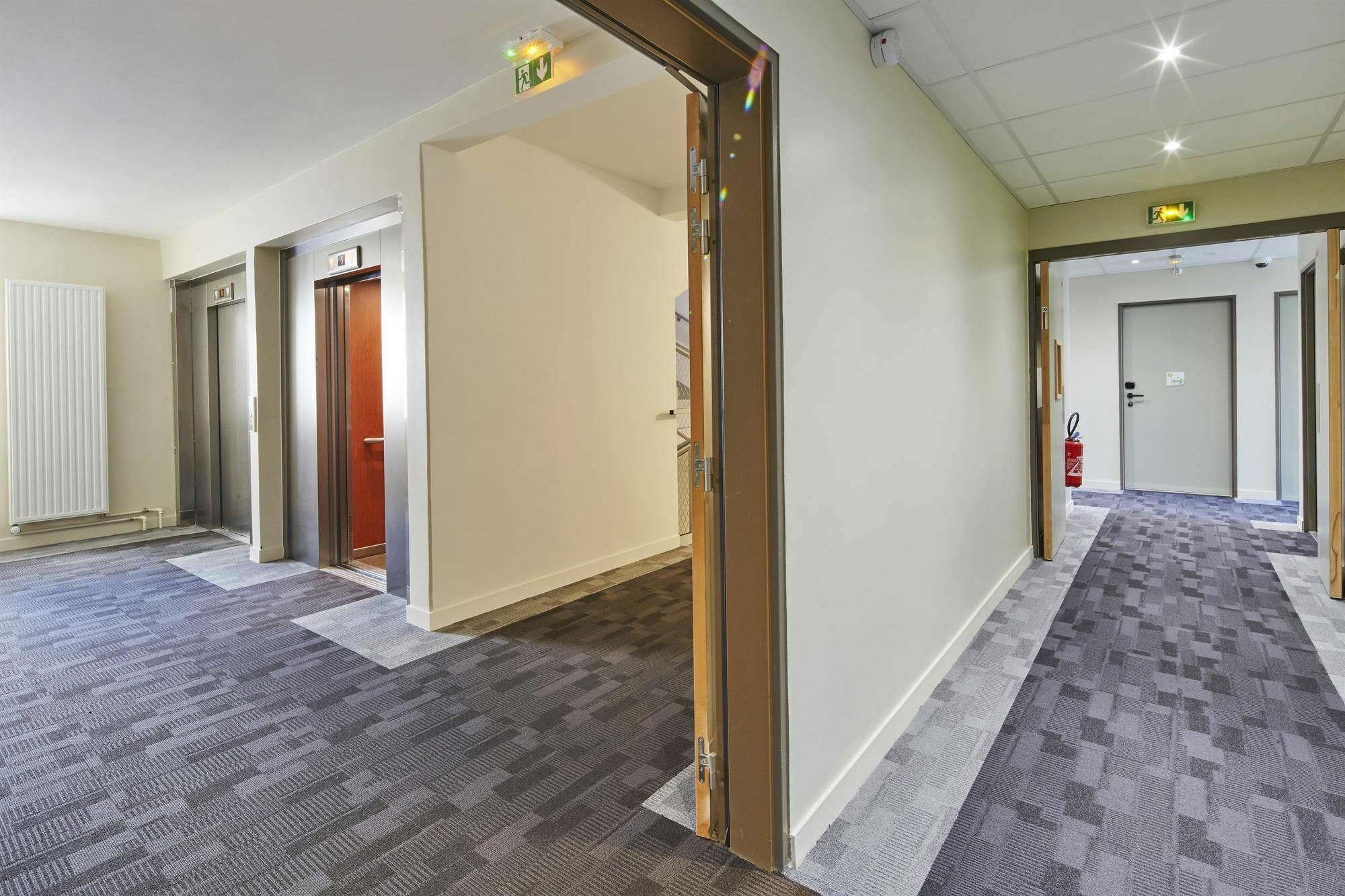 Campanile Paris Sud Saclay- Gif Sur Yvette Hotel Gif-sur-Yvette Eksteriør billede