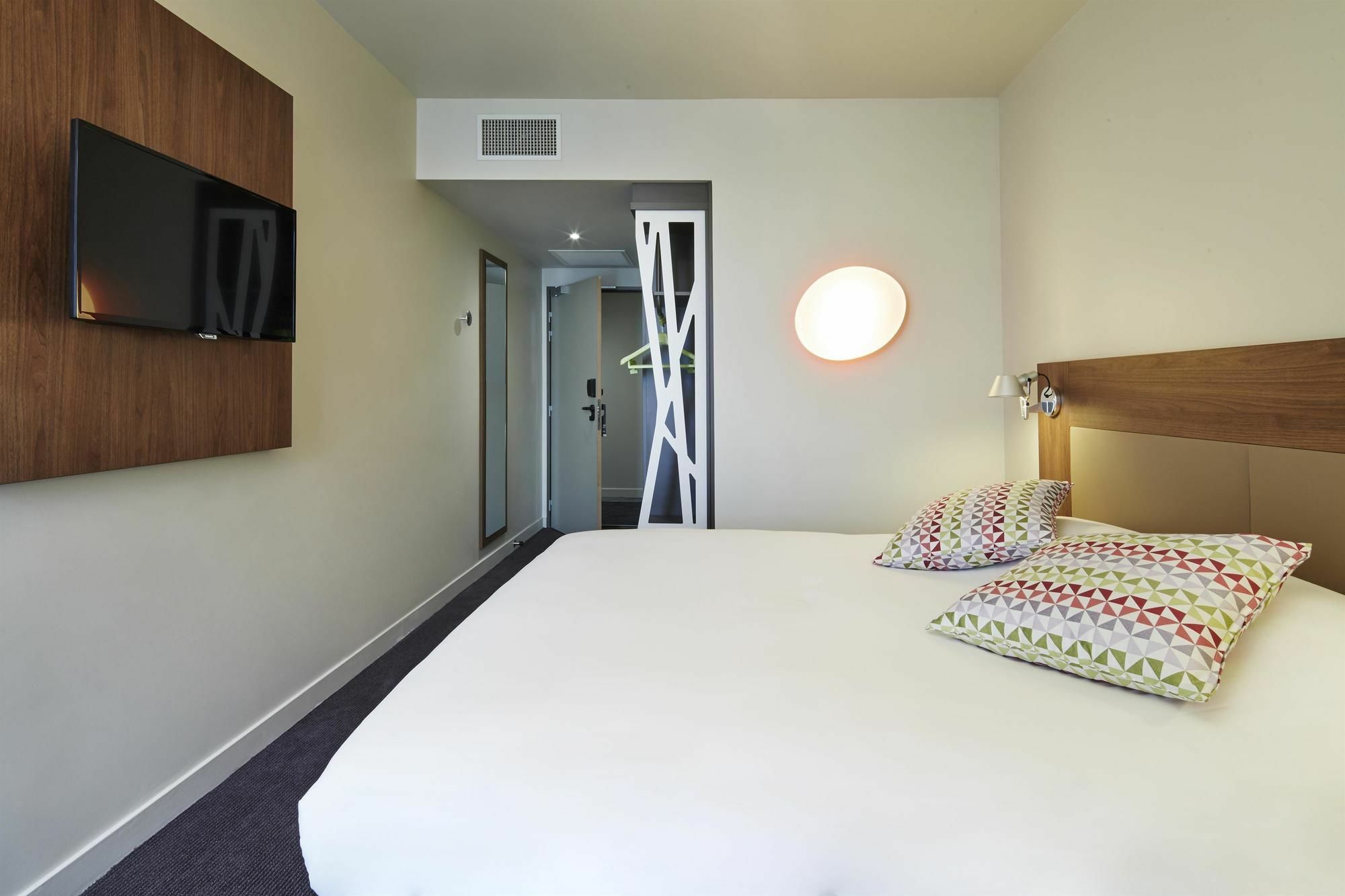 Campanile Paris Sud Saclay- Gif Sur Yvette Hotel Gif-sur-Yvette Eksteriør billede